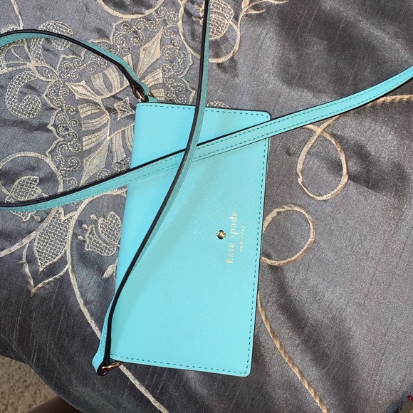 Kate spade crossbody wallet - Picture 6 of 6